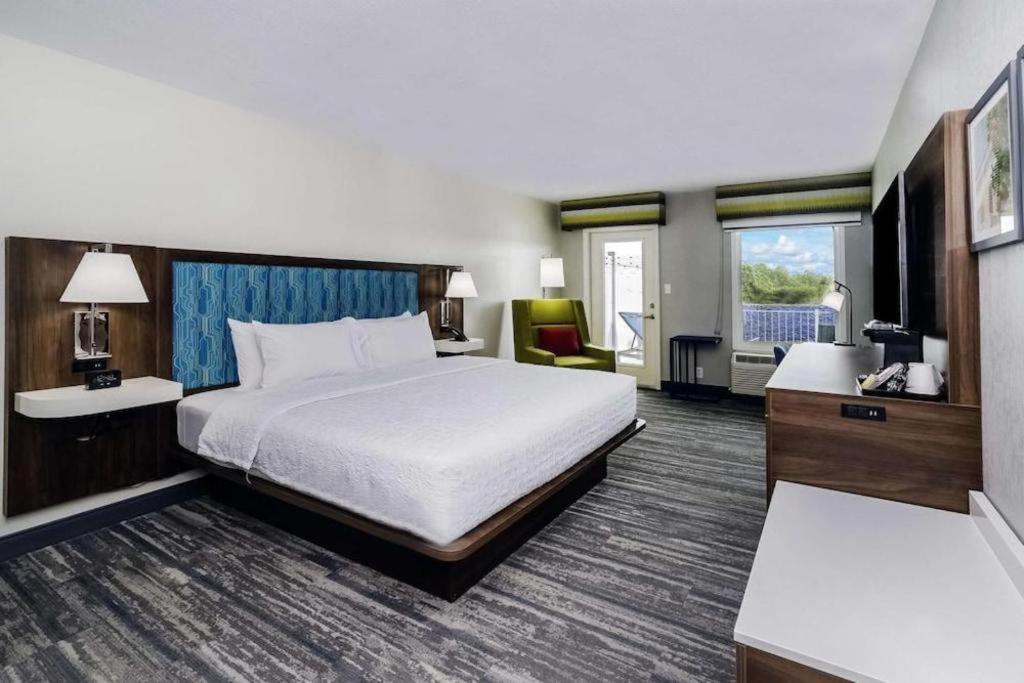 Holiday Inn Express Hotel & Suites Port Charlotte Kültér fotó