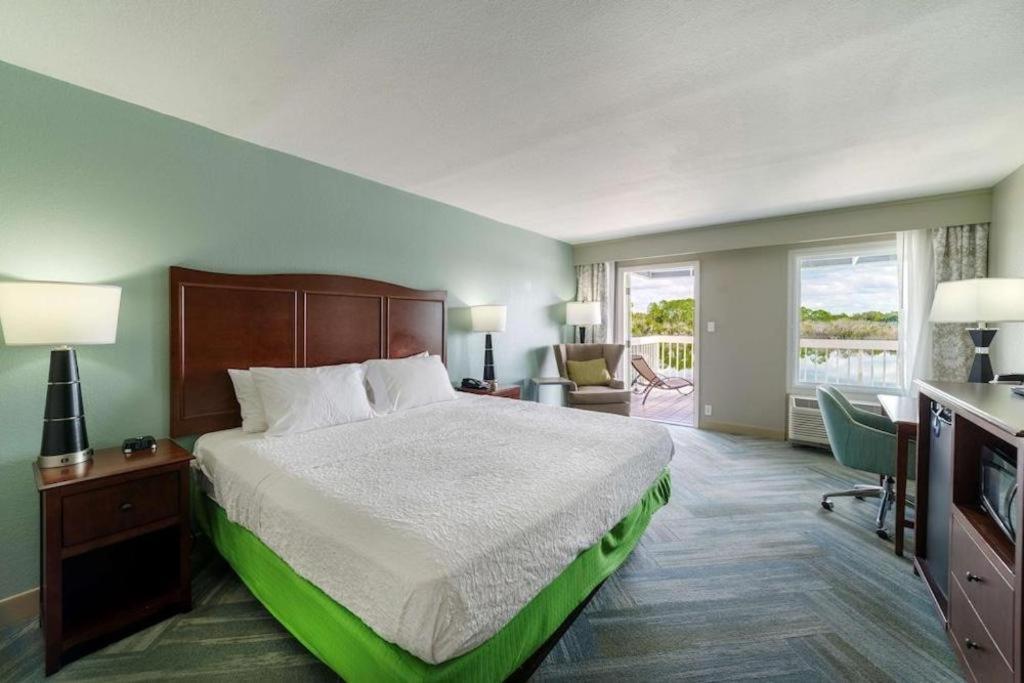 Holiday Inn Express Hotel & Suites Port Charlotte Kültér fotó