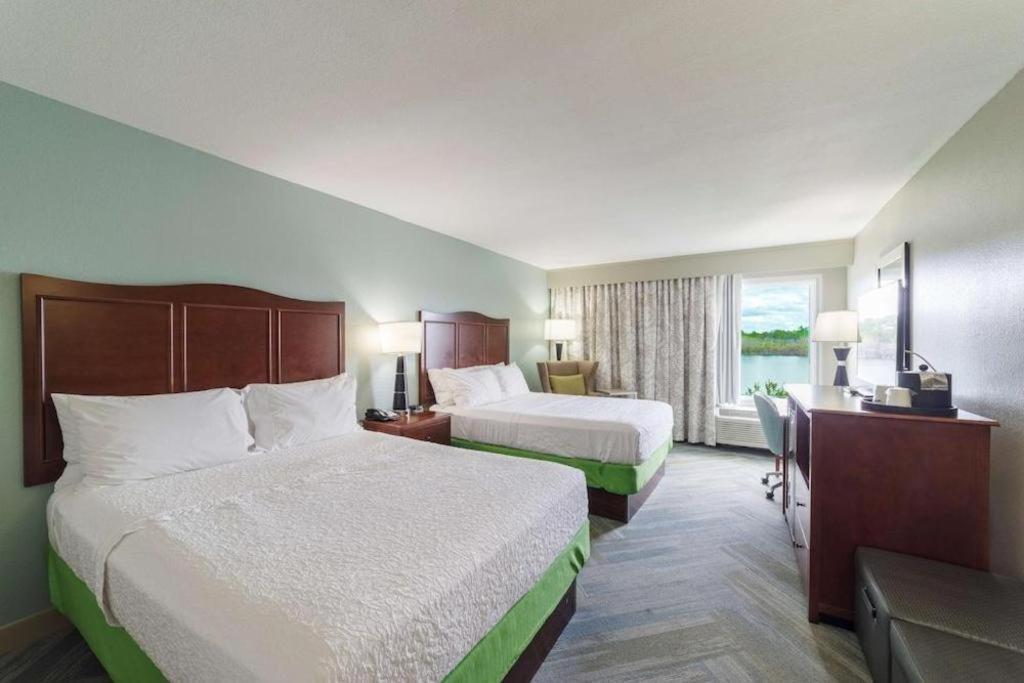 Holiday Inn Express Hotel & Suites Port Charlotte Kültér fotó