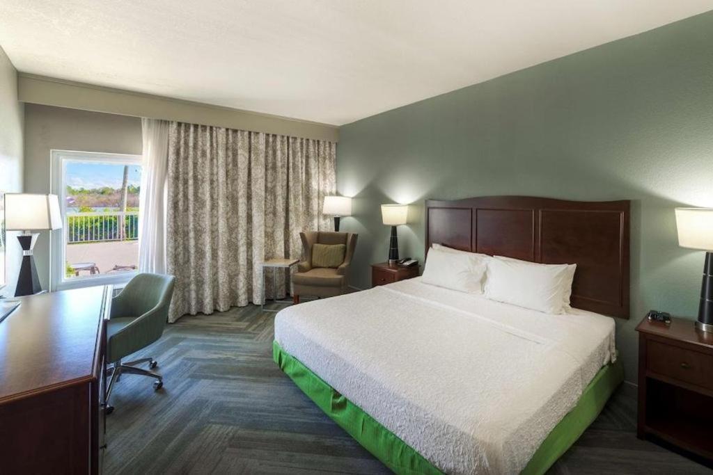 Holiday Inn Express Hotel & Suites Port Charlotte Kültér fotó